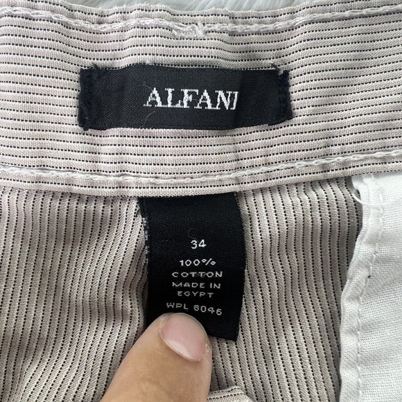 Alfani Men’s Shorts Size 34 Beige Tan Striped Plaid Shorts Front Back Pockets - Picture 3 of 7